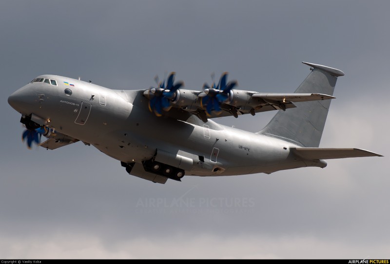 Ukraine san xuat hang loat may bay van tai An-70