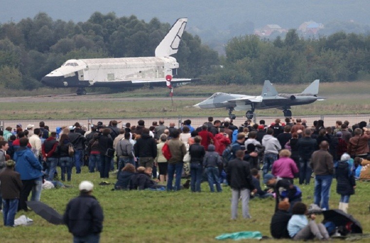 Tiem kich tang hinh Su T-50: Tuong lai cua KQ Nga-Hinh-7