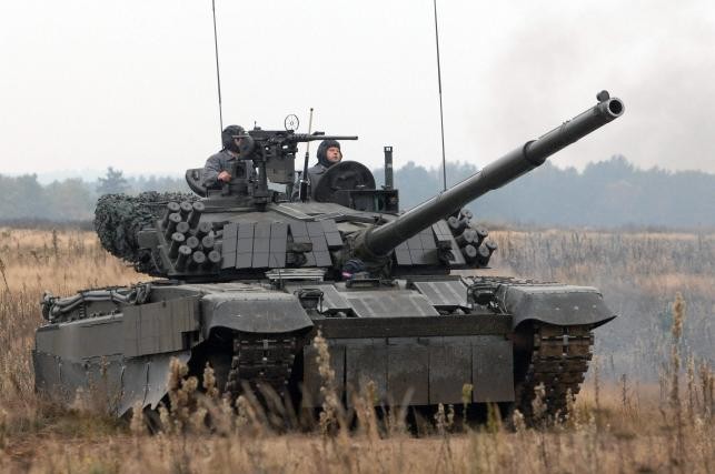 Ukraine se nang cap xe tang  T-72 theo chuan Ba Lan-Hinh-2