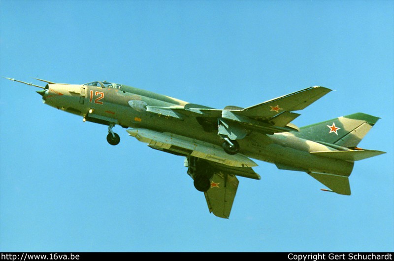 Ho so chi tiet qua trinh phat trien may bay Su-22 (6)-Hinh-7
