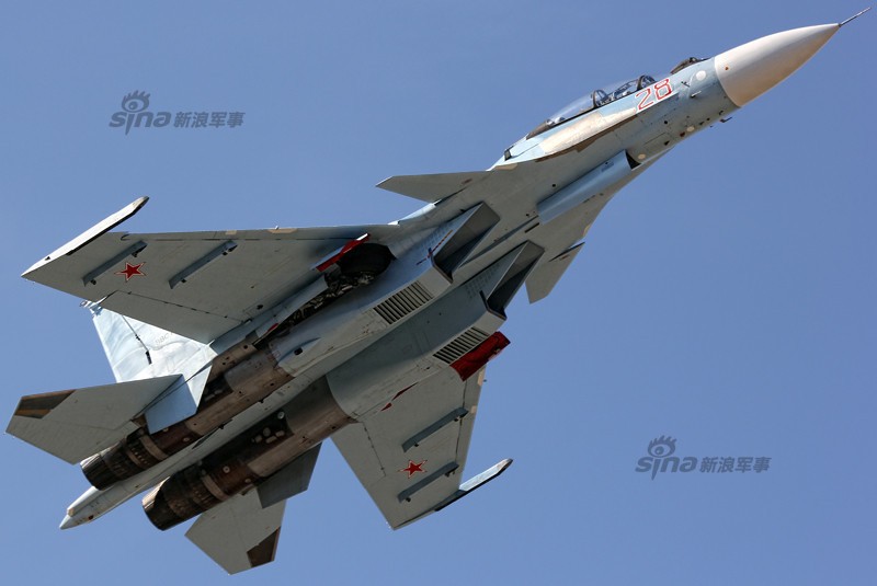 Muc kich may bay Su-30SM, Su-35S Nga luyen duyet binh-Hinh-5