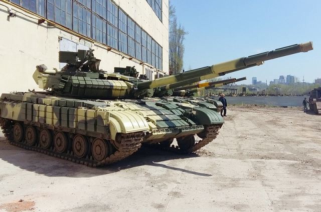 QD Ukraine nhan lo xe tang T-64B nang cap dau tien