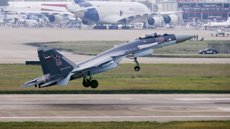 Trung Quoc can Su-35 vi so J-11D yeu the truoc Su-30MKI, F-35?-Hinh-2