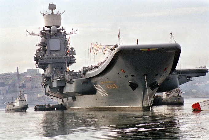 Tau san bay Kuznetsov doc nhat cua Nga ngung hoat dong-Hinh-2