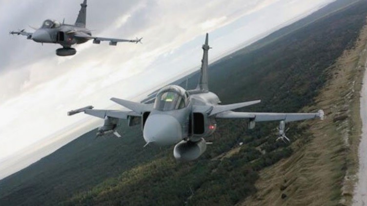 Tiem kich JAS-39 Gripen 