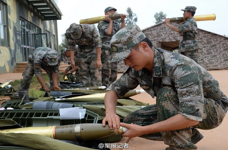Trung Quoc tung anh tang Type 59D na dan hoanh trang-Hinh-6