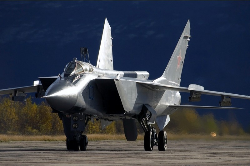 Chien dau co sieu toc MiG-31 Nga tron 40 tuoi