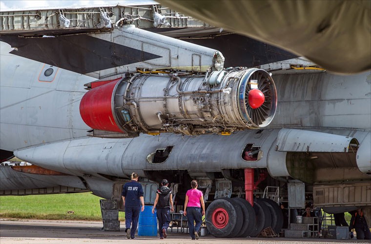 Ghe tham noi keo dai tuoi tho van tai co IL-76 (2)-Hinh-13