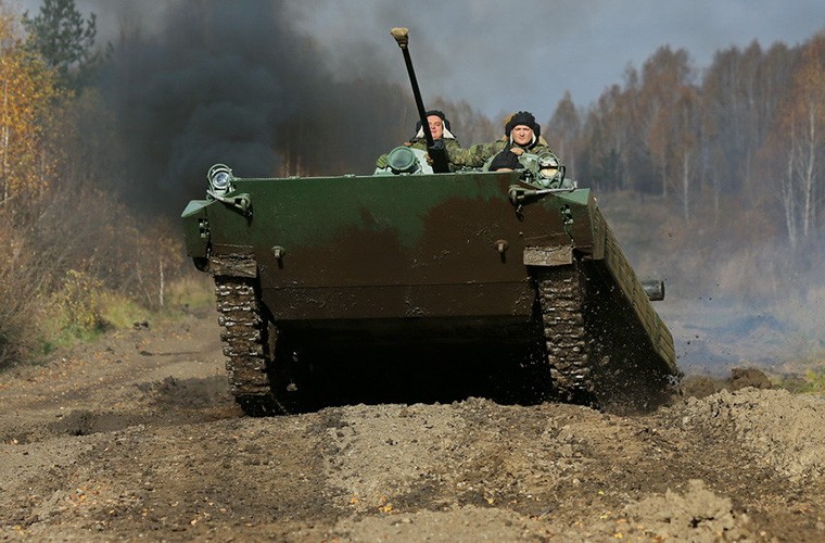Muc kich thu nghiem xe tang T-72 sau dai tu-Hinh-7