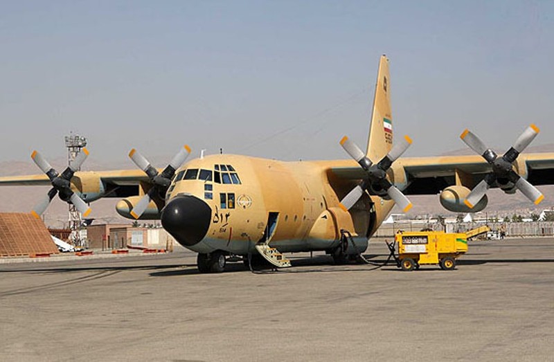 May bay C-130 Iran tham chien chong IS cung Syria?