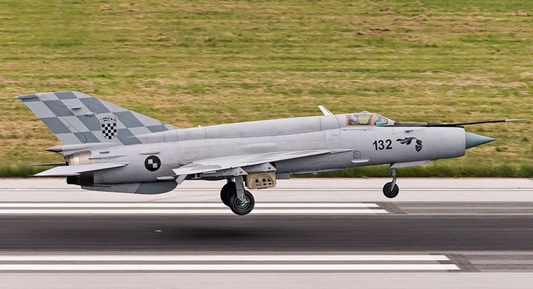Kho do Ukraine lay tiem kich MiG-21 Yemen ban cho Croatia