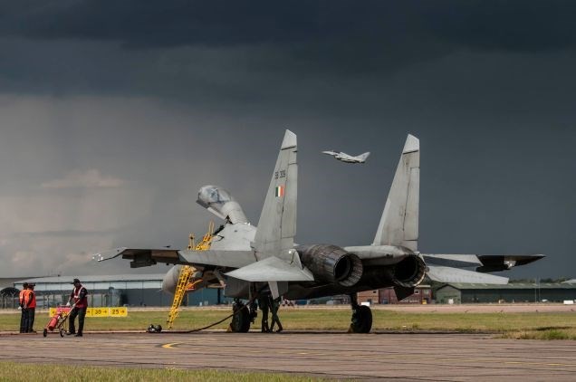 Bo tay dong co sieu tiem kich Su-30MKI cua An Do