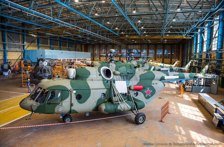 Di tham noi che tao truc thang Mi-17 cho Viet Nam (2)