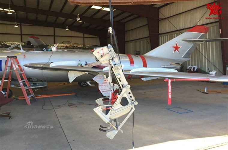Kinh ngac: My nang cap tiem kich MiG-17F cua Nga-Hinh-8