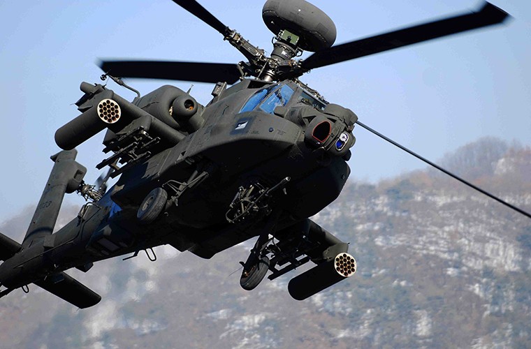 Truc thang AH-64 Apache My sap ban ha duoc may bay Nga?-Hinh-3