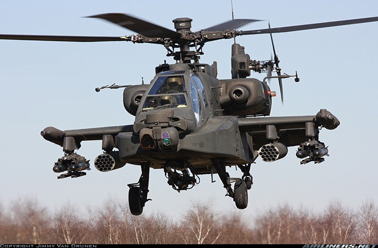 Truc thang AH-64 Apache My sap ban ha duoc may bay Nga?