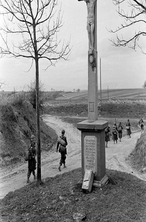 Anh hiem Quan doi Phap tien vao nuoc Duc nam 1945-Hinh-8