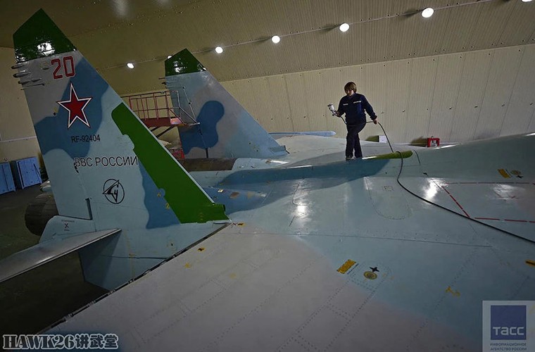 Bat ngo: Nga hoi sinh Su-24, Su-25 da vut ra bai rac-Hinh-14