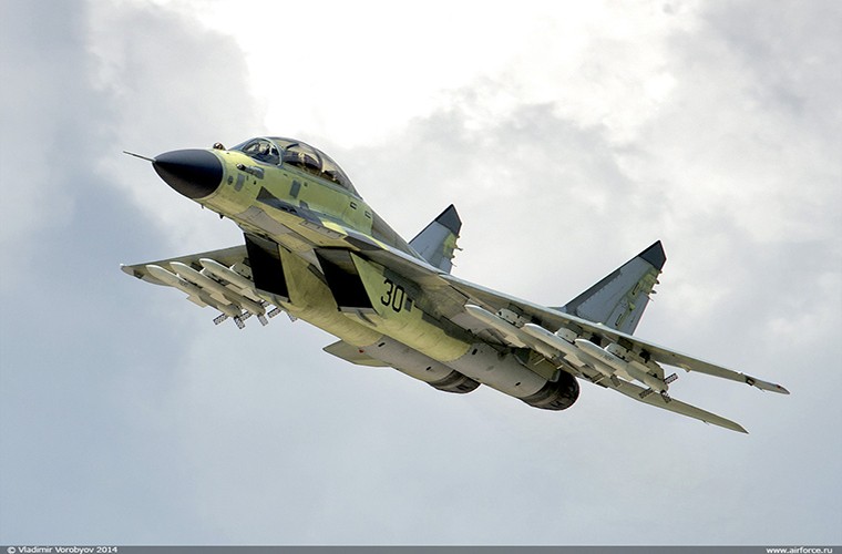 MiG-29 Syria mang ten lua R-77, My-Israel khong dam lam lieu?-Hinh-8