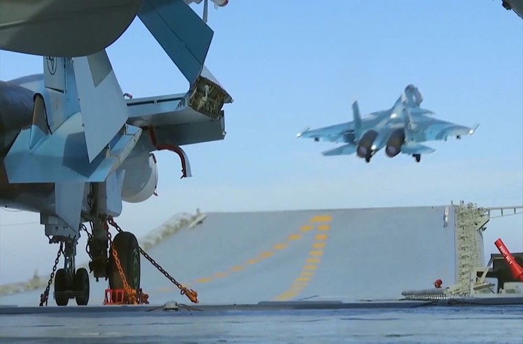 Toan canh cuoc khong kich bang Kalibr, Bastion, Su-33 Nga o Syria-Hinh-7