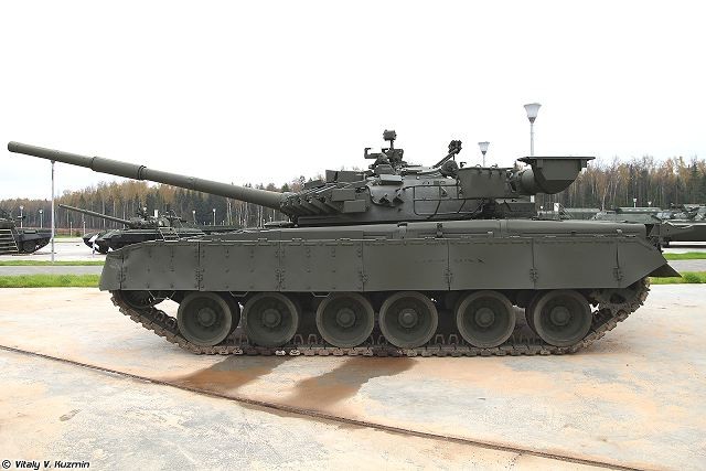 Khong chi T-90, T-80BV cung co the khien NATO an &quot;qua dang&quot;-Hinh-3