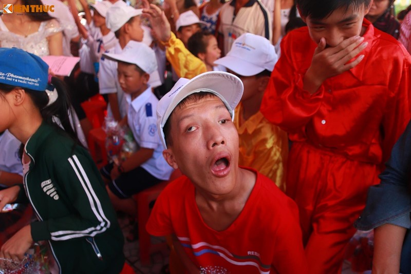 Tet trung thu cua tre em khuyet tat tren que huong tuong Giap-Hinh-14