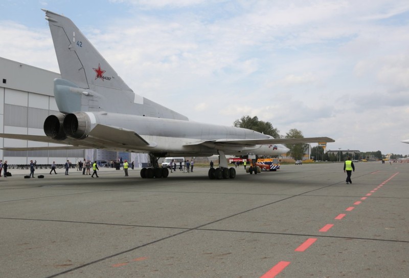 Nga nang cap Tu-22M3M 