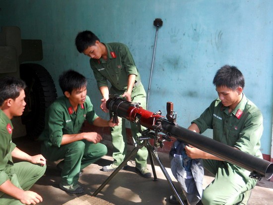 Bai phuc cach ban sung khong giat cua bo doi Viet Nam-Hinh-2