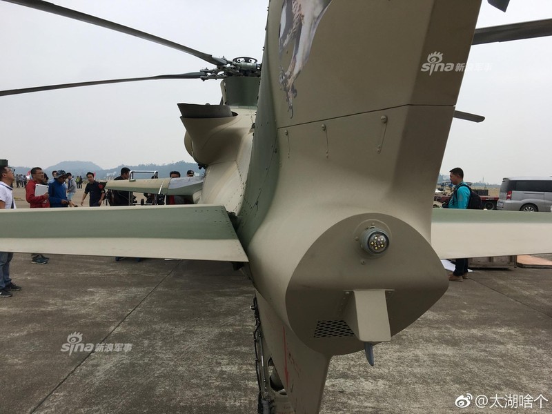 Trung Quoc khoe truc thang tan cong Z-10ME xuat khau an dut Mi-28-Hinh-2