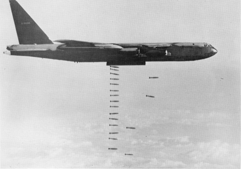 S-400 phu kin Kaliningrad, B-52 cho co manh dong keo tan tanh-Hinh-5