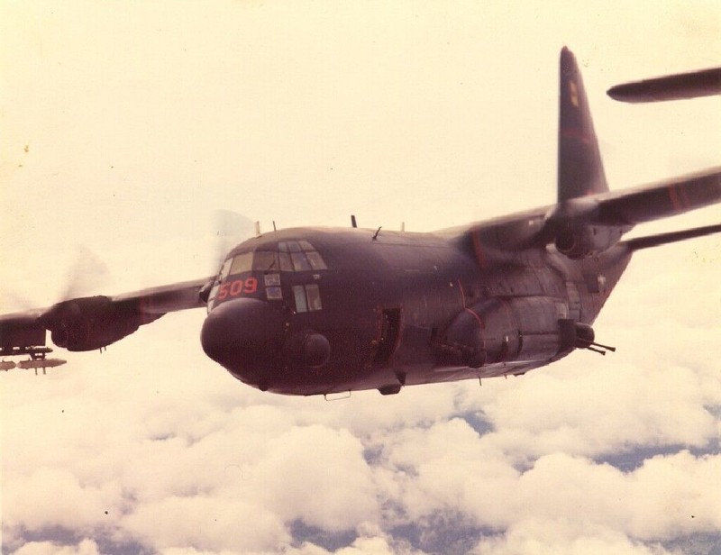 Anh cuc hiem xac “bong ma” AC-130 trung bay o Ha Noi-Hinh-6