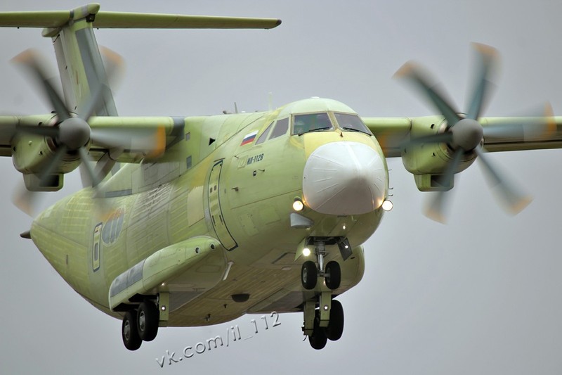Tai sao bay thu thanh cong, Il-112V lai bi BQP Nga “mang sap mat”?-Hinh-10