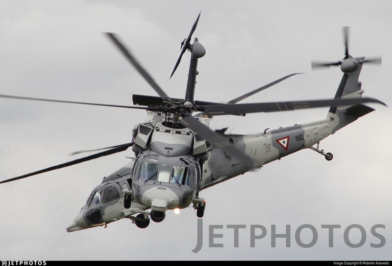 Day truc thang Mi-24 “ve vuon” de ruoc AH-1Z: Sai lam chet nguoi!-Hinh-7