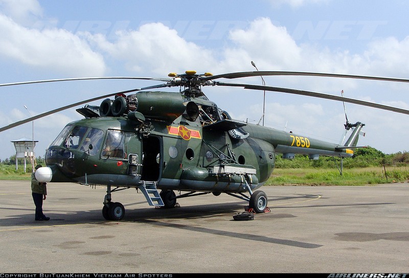 Truc thang Mi-8 da 58 tuoi: 