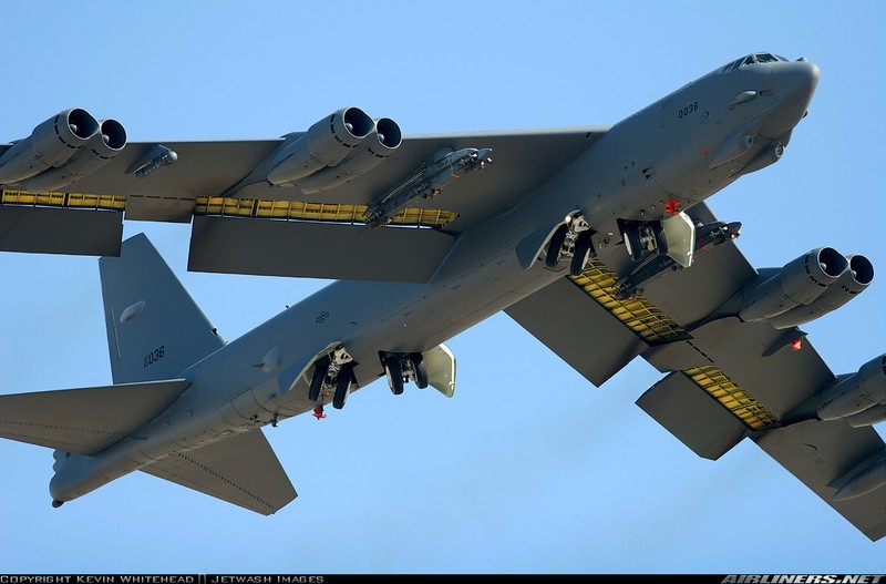 B-52 o at tro ve tu 