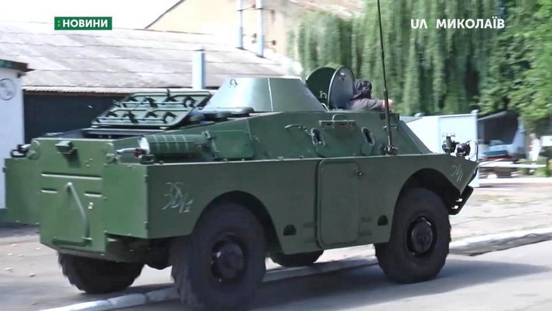 Bang chung Ukraine thu “khung” tu xe thiet giap Nga-Hinh-11