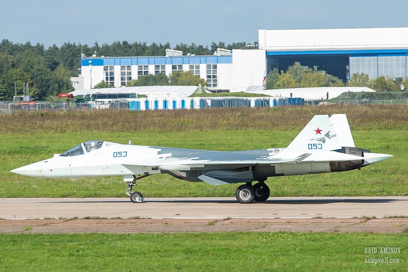 Su-57 Nga tap bay mao hiem ron nguoi truoc them MAKS-2019-Hinh-4