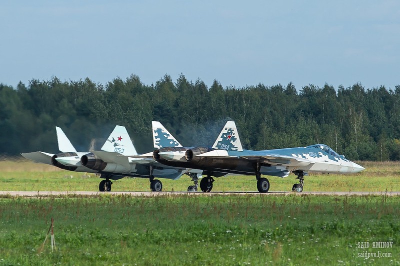 Su-57 Nga tap bay mao hiem ron nguoi truoc them MAKS-2019-Hinh-5