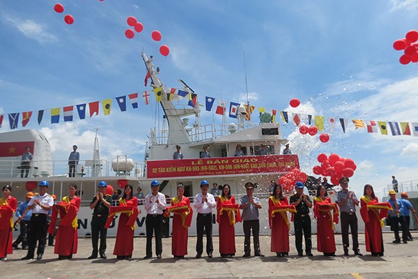 Bat ngo su phat trien doi tau Kiem ngu Viet Nam-Hinh-8