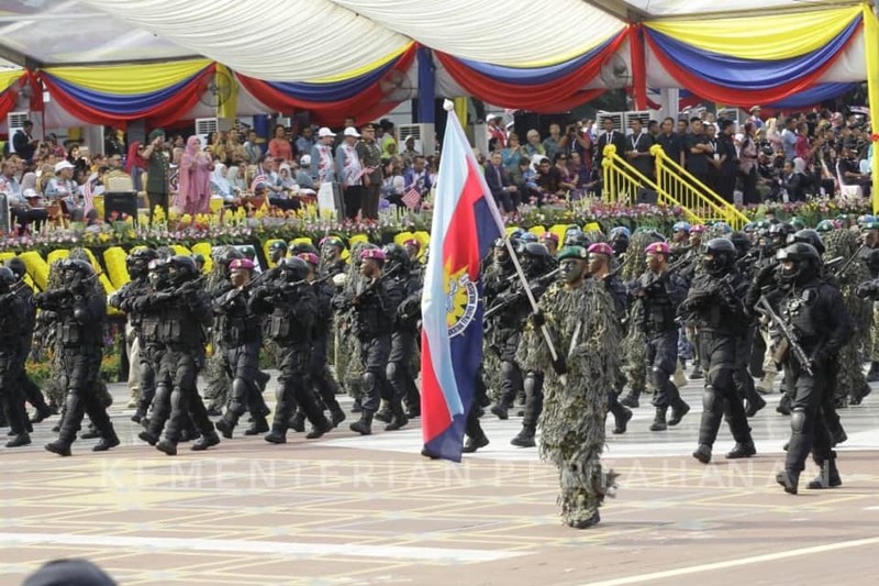 Malaysia mang het vu khi “khung” duyet binh mung 62 nam quoc khanh-Hinh-3