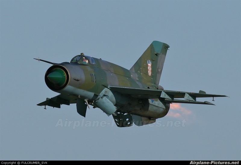 Viet Nam da bo tu lau, gio Croatia moi chiu thay tiem kich MiG-21-Hinh-7