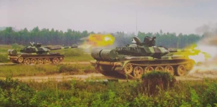 Xe tang T-54M Viet Nam: Ban nang cap uu viet, suc manh tiem can T-72-Hinh-8