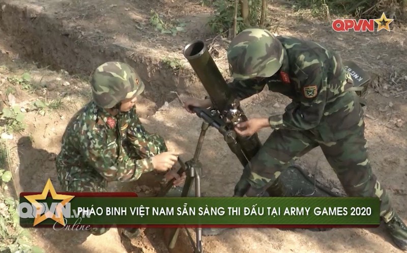Phao binh Viet Nam huan luyen bang coi 100mm, cho toa sang o ARMY GAMES-Hinh-2
