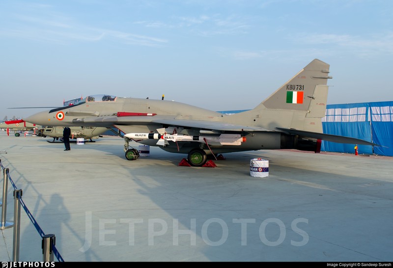 Trung Quoc che nhao MiG-29, Su-30 An Do 