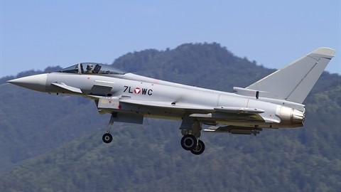 Chon tiem kich Eurofighter Typhoon thay vi Su-35: Sai lam nghiem trong cua Indonesia?-Hinh-9