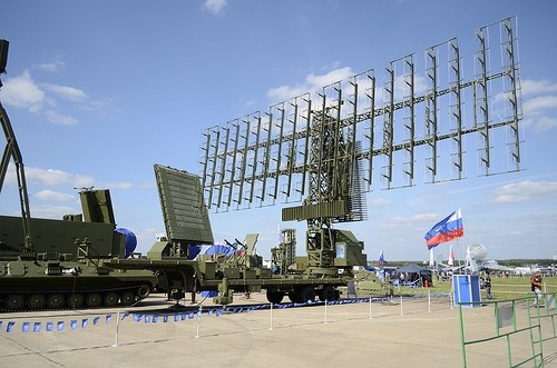 Radar Struna-1 cua Nga va may bay tang hinh My: Cuoc chien hap dan!-Hinh-2