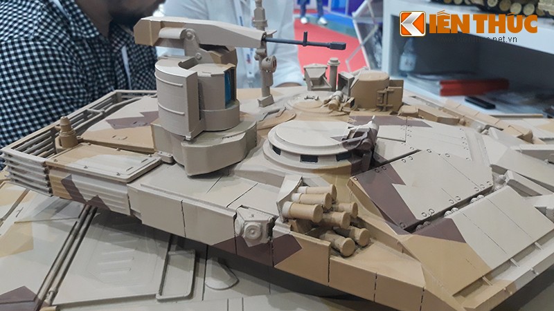 Xe tang T-90MS tung toi Ha Noi trong nhu the nao?-Hinh-6