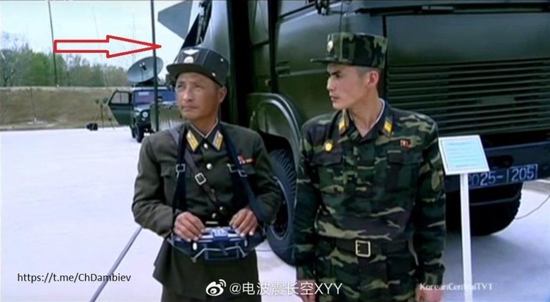 Trieu Tien gan ten lua phong khong SA-2 len “xe hop”: B-52 My coi chung!-Hinh-2