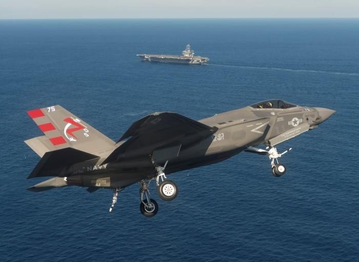 9 bi an moi duoc he lo ve sieu tiem kich F-35C cua My-Hinh-9