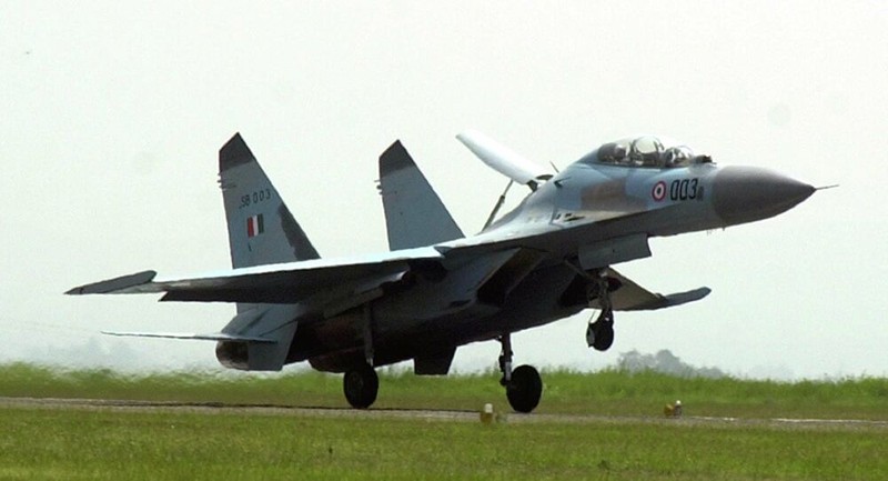 An Do se nang cap Su-30MKI len Super Sukhoi de doi pho Trung Quoc-Hinh-14